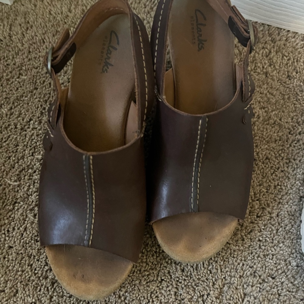 Women’s Clark wedge size 8.5